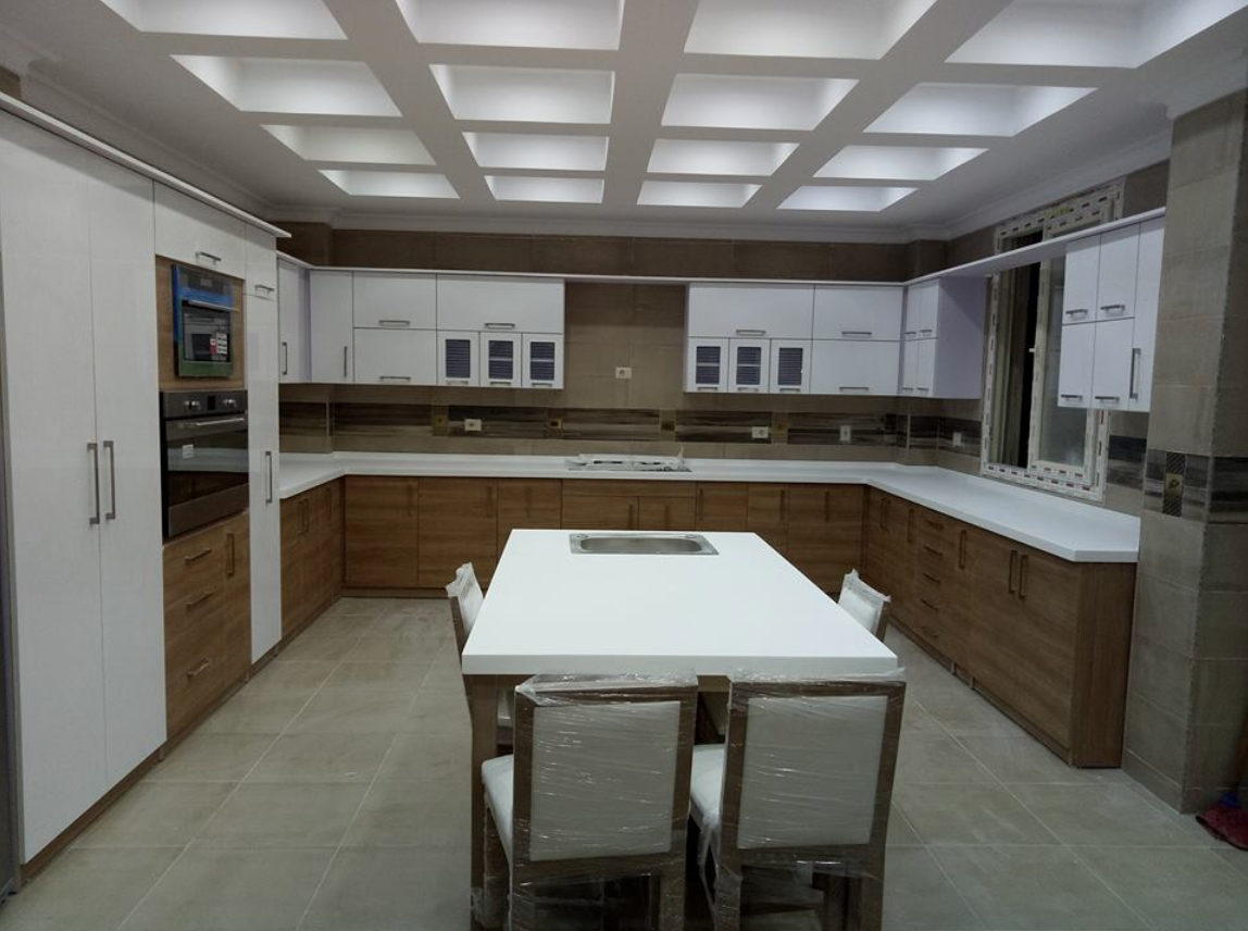 Photo of beautifully arranged food